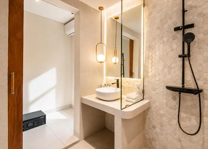 ヴィラ Chic 4-Br Villa In Central Seminyak, Beach 5 Mins