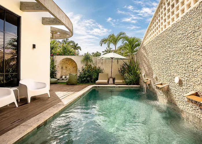Chic 4-br Ac In Seminyak, 5 Mins Вилла
